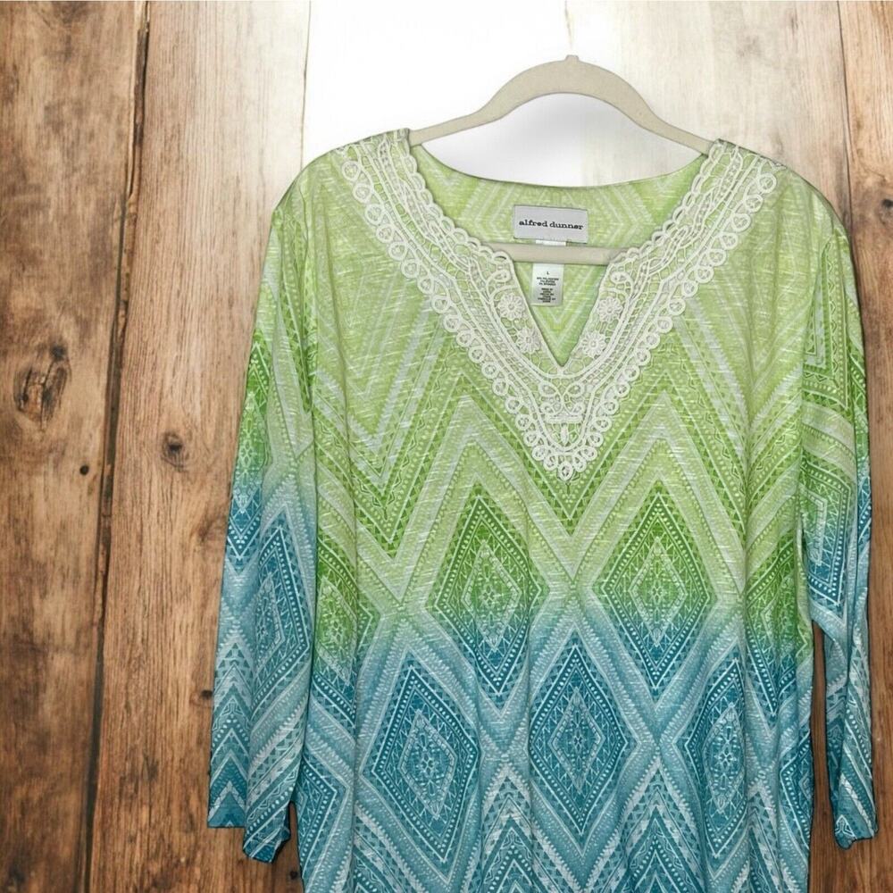 Alfred Dunner Large NWT Pullover Top Summer Spring Green Ombre Knit Lace Overlay